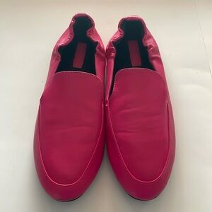 Forever 21 Slip On Loafer Magenta Size 7